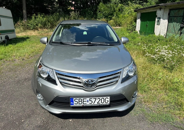 Toyota Avensis cena 36500 przebieg: 194000, rok produkcji 2013 z Będzin małe 781